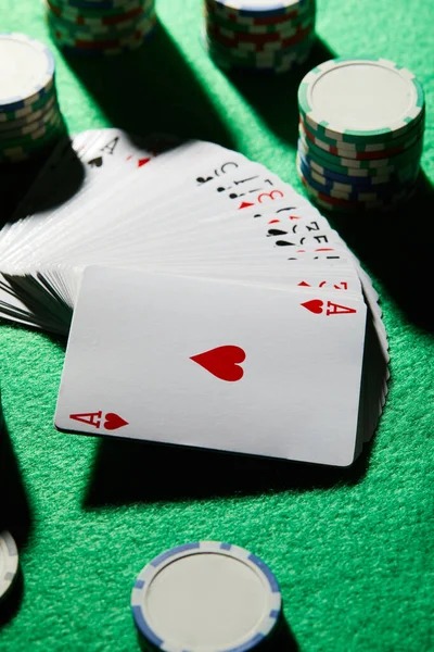 Live casino table streaming on mobile phone with low-data video quality indicators
